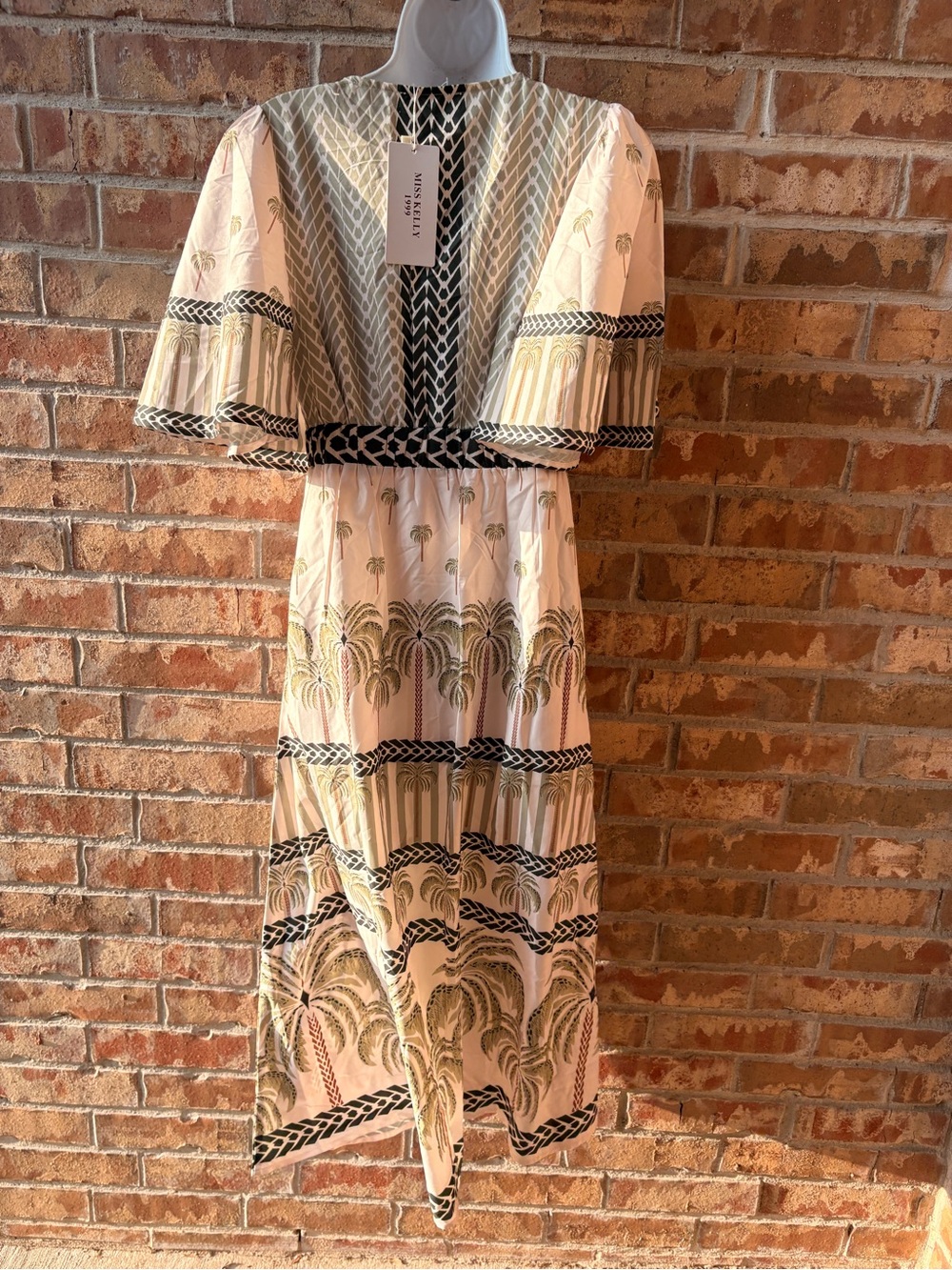 MISS KELLT 1999 Palm-Print V-Neck Maxi Dress in Cream and Green size medium - Picture 6 of 8